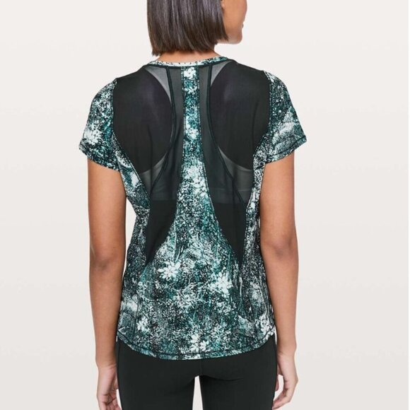 Lululemon Seek The Heat Short Sleeve Wildwood White Multi / Nocturnal Teal - Picture 5 of 5